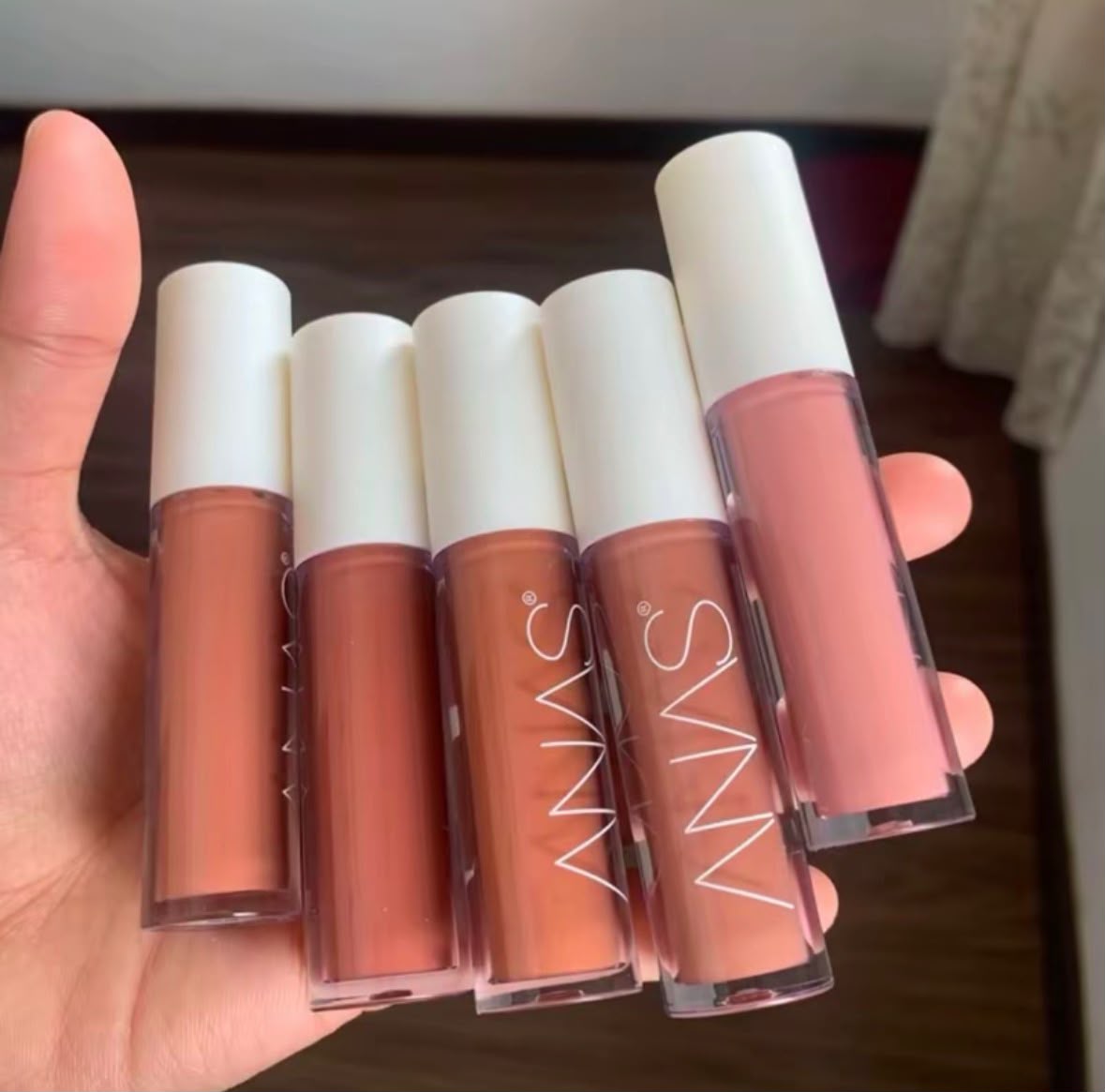 VELOURA VELVET MATTE LIPSTICK PREMIUM